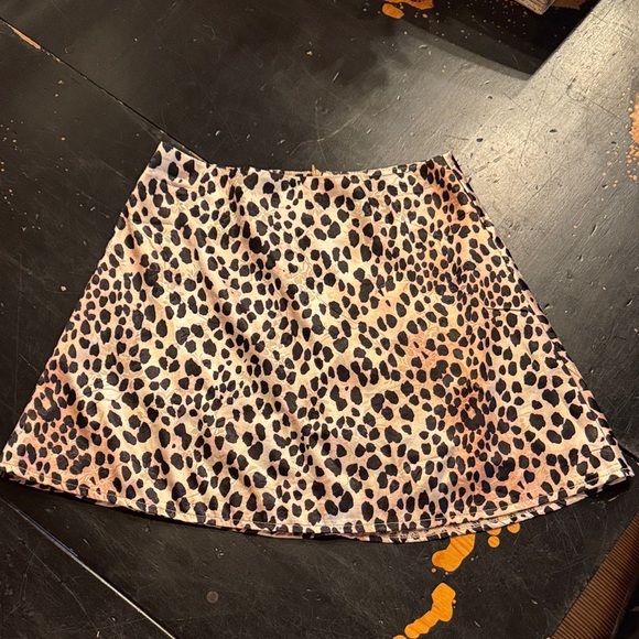 Princess Polly Dresses & Skirts - Princess Polly Black and Tan Mini Skirt